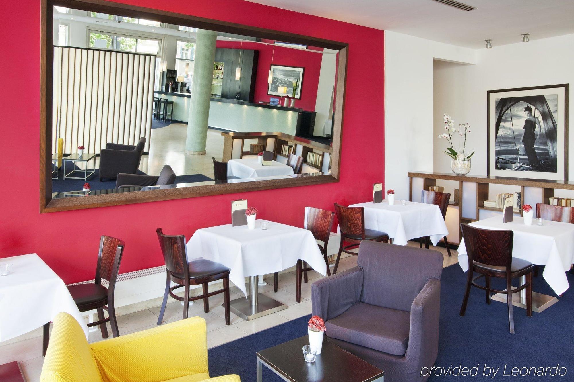 ฮอลิเดย์ อินน์ เบอร์ลิน ซิตี้ เซ็นเตอร์ อีสต์ ร้านอาหาร รูปภาพ